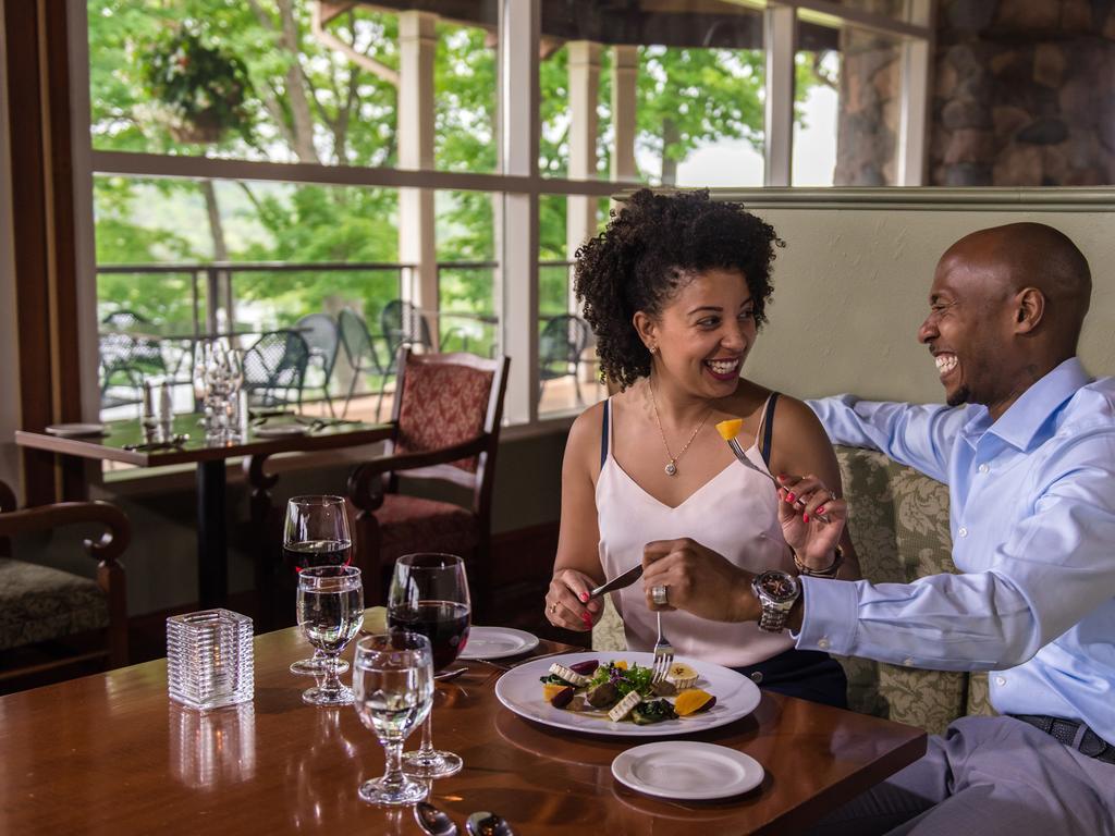 Deerhurst Resort Huntsville Bagian luar foto