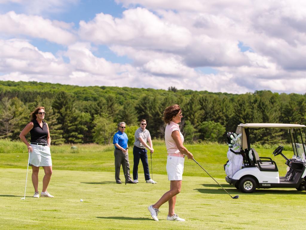 Deerhurst Resort Huntsville Bagian luar foto